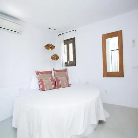 فيلات سارغاماسّا 4*