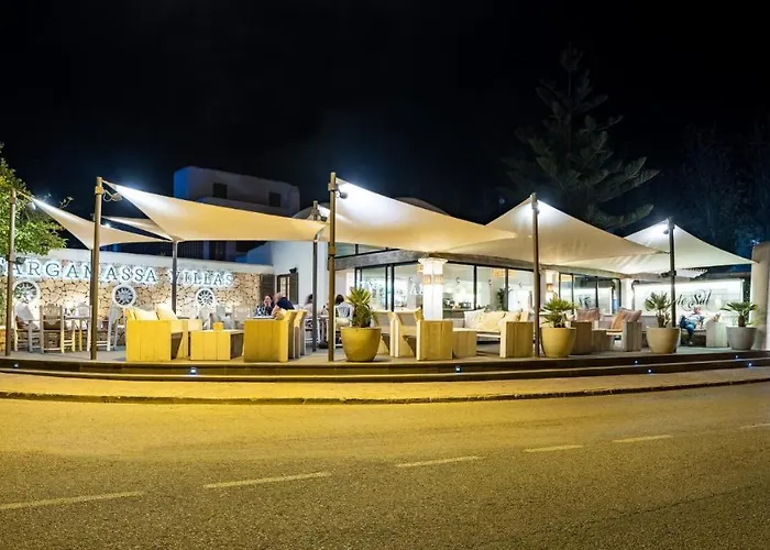 빌라스 사르가마사 아파트호텔 4*